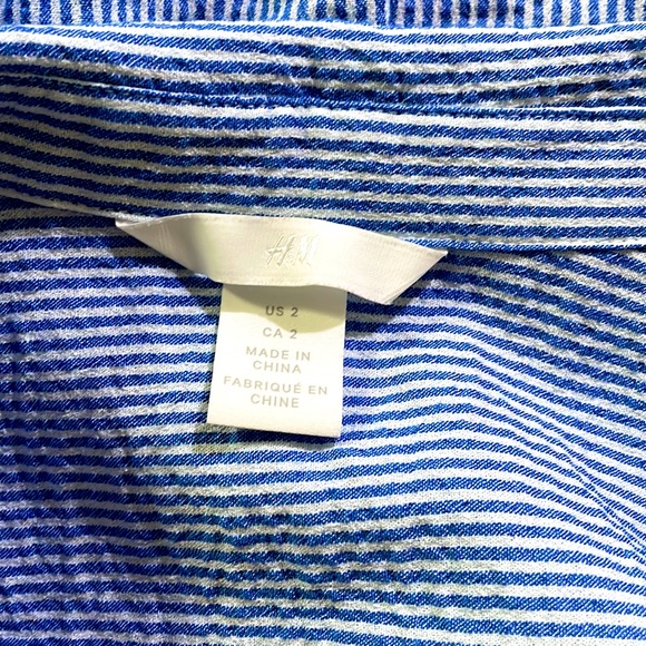 H&M Button Down Long Sleeve Summer Top with blue and white pinstripes - Picture 2 of 4